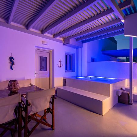Aerenia Luxury Suites Karterádos Eksteriør bilde