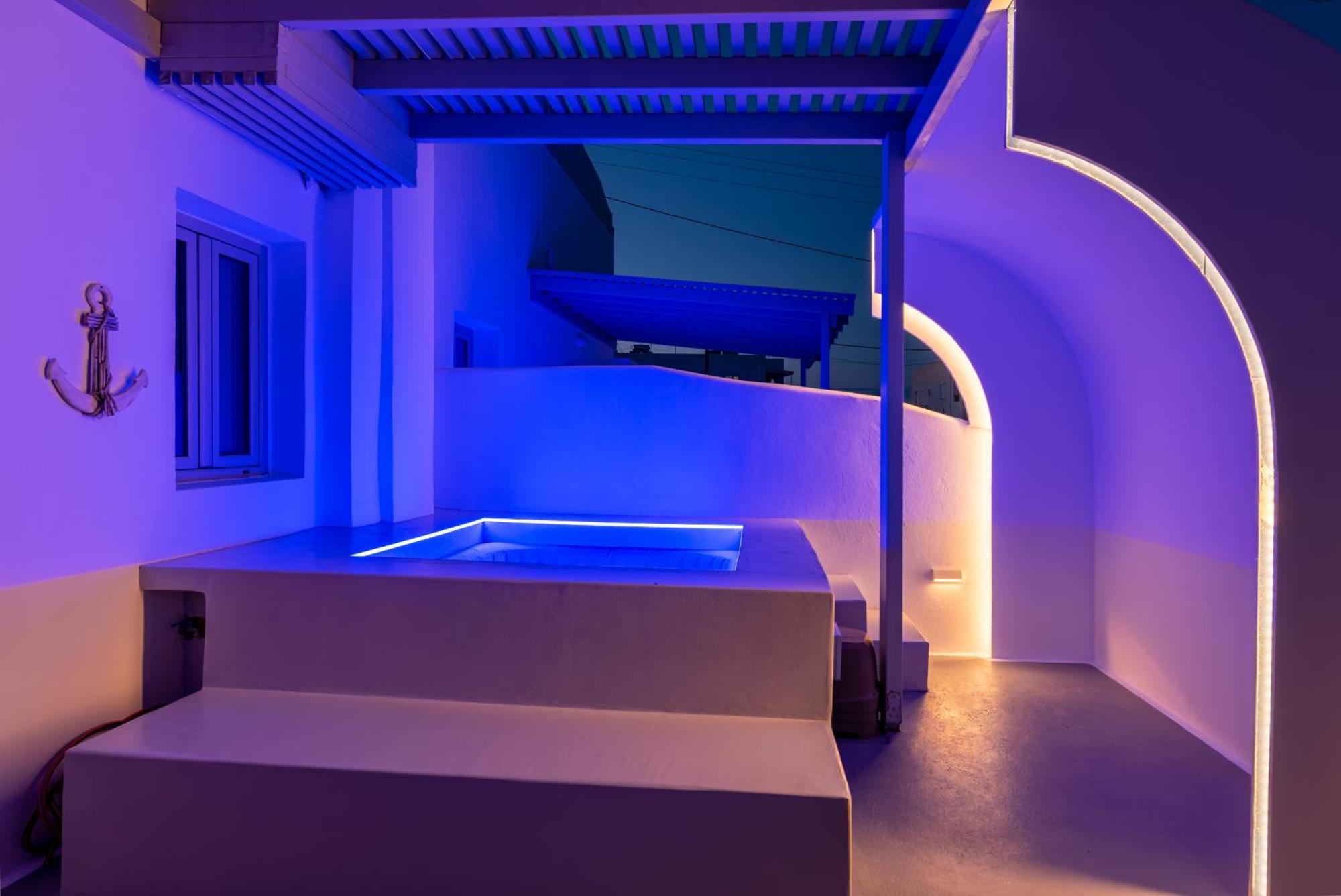 Aerenia Luxury Suites Karterádos Eksteriør bilde