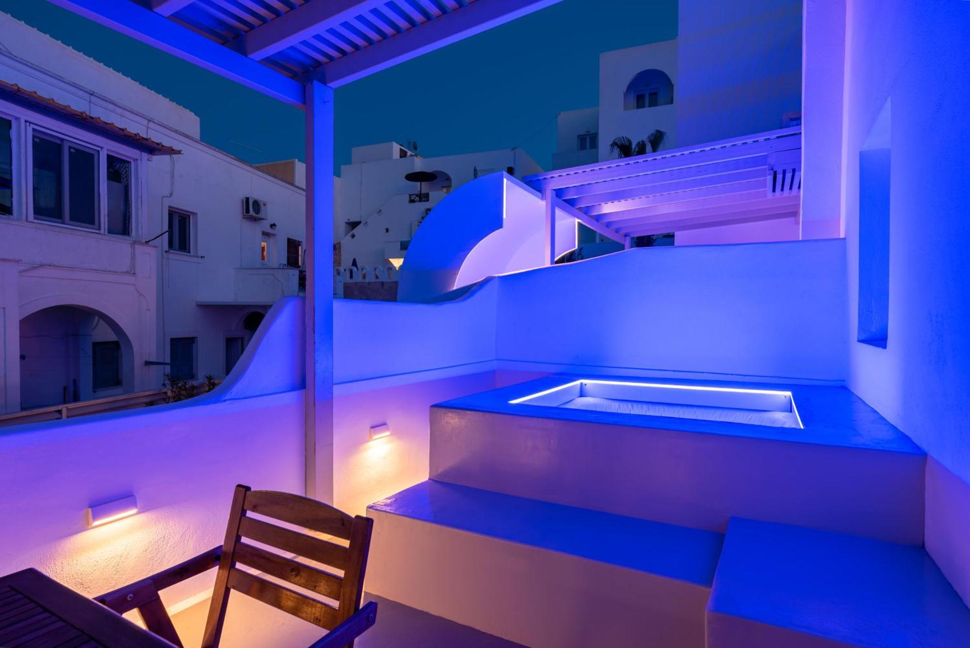 Aerenia Luxury Suites Karterádos Eksteriør bilde