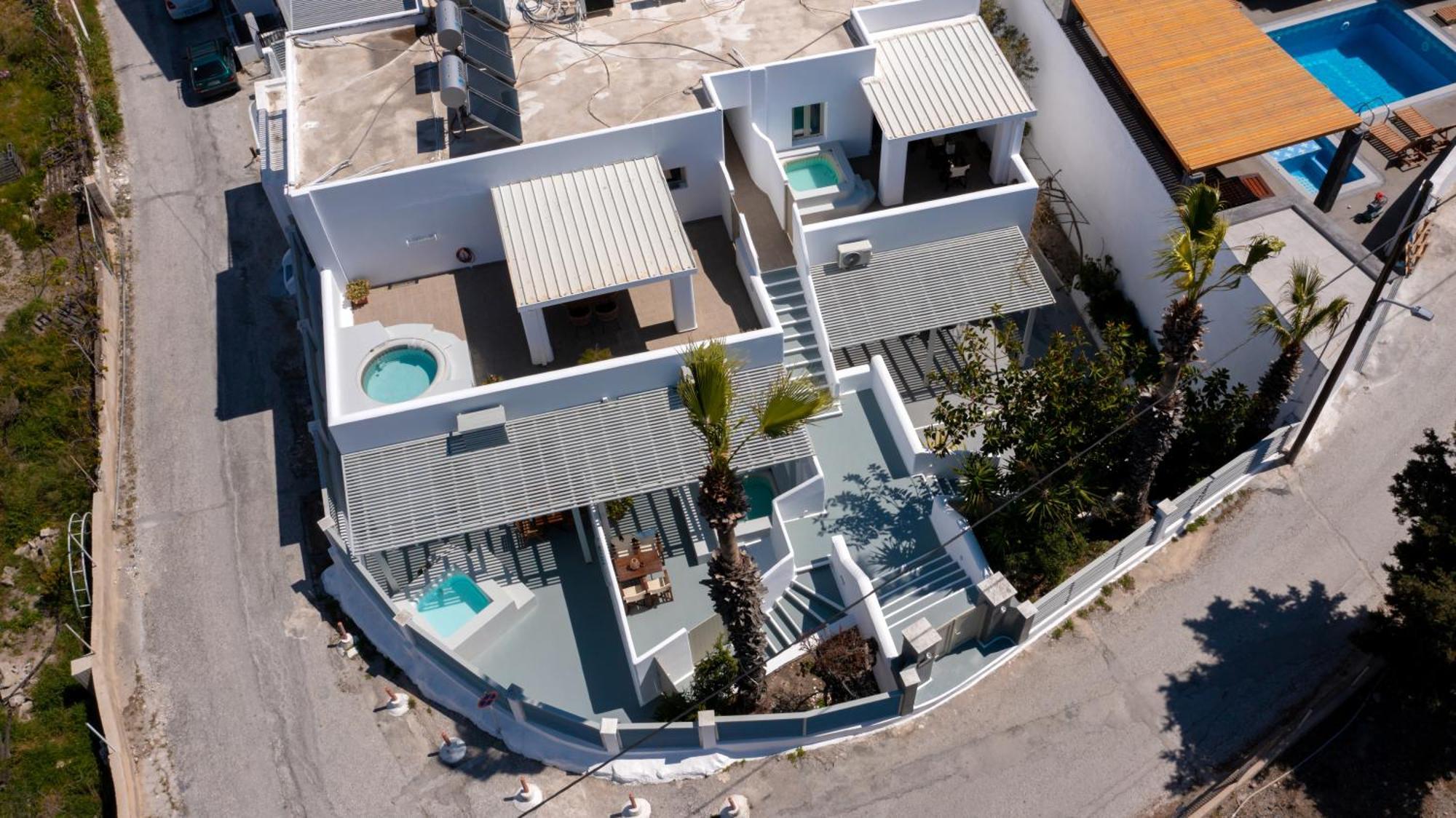 Aerenia Luxury Suites Karterádos Eksteriør bilde