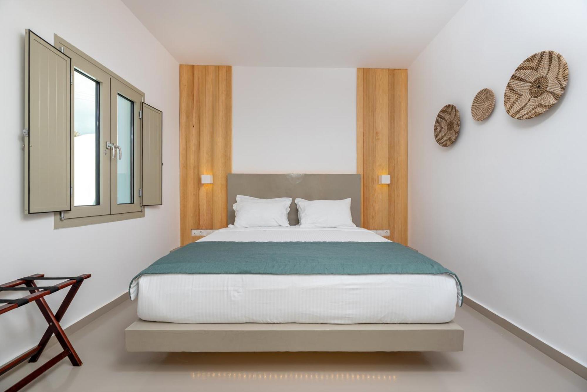 Aerenia Luxury Suites Karterádos Eksteriør bilde